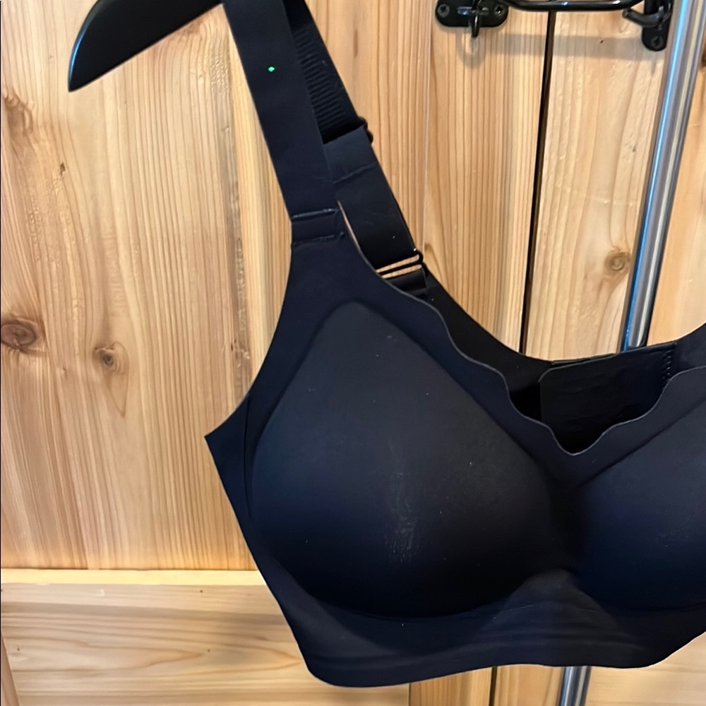 Elegant Black Women's Bra - Picture 3 of 10